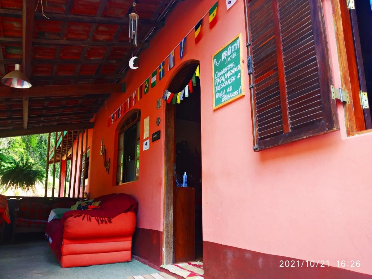 O Brejo Encantado Hospedagem E Hostel 恩布 外观 照片