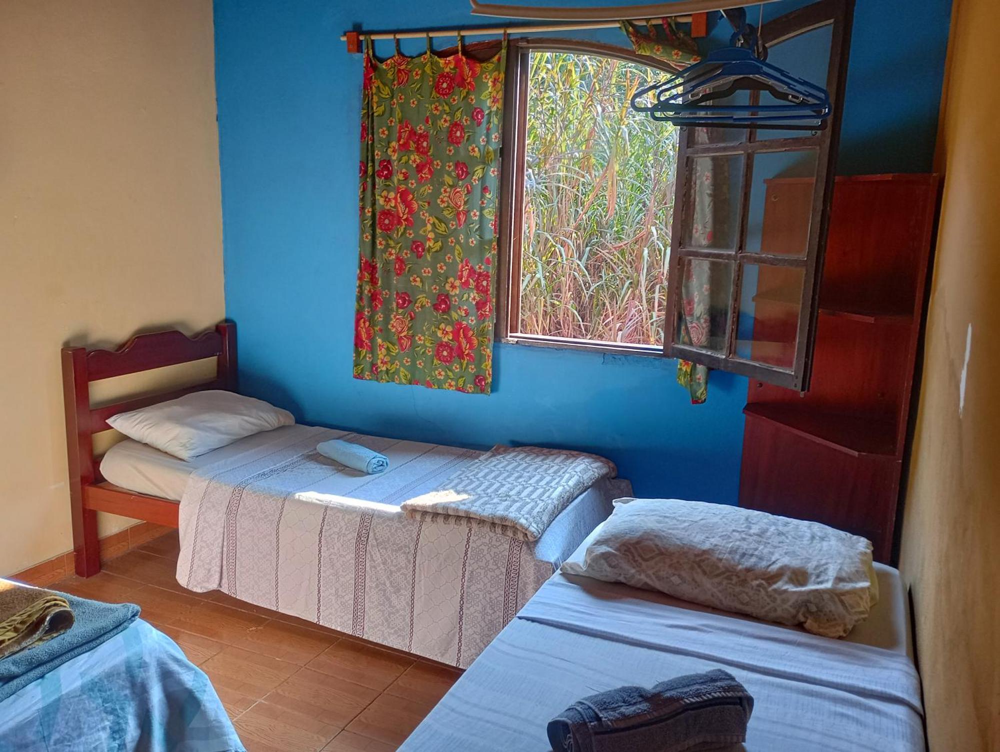 O Brejo Encantado Hospedagem E Hostel 恩布 外观 照片