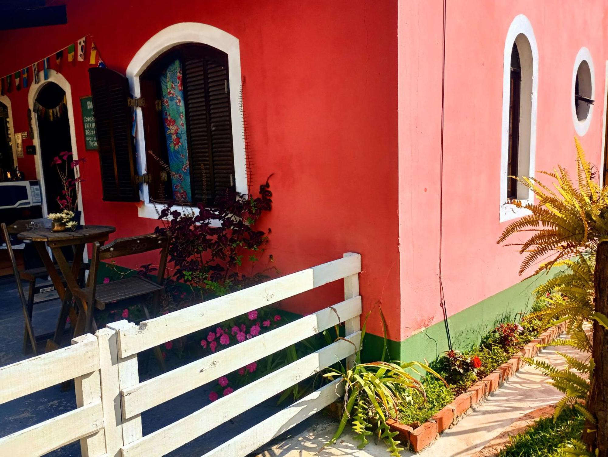 O Brejo Encantado Hospedagem E Hostel 恩布 外观 照片