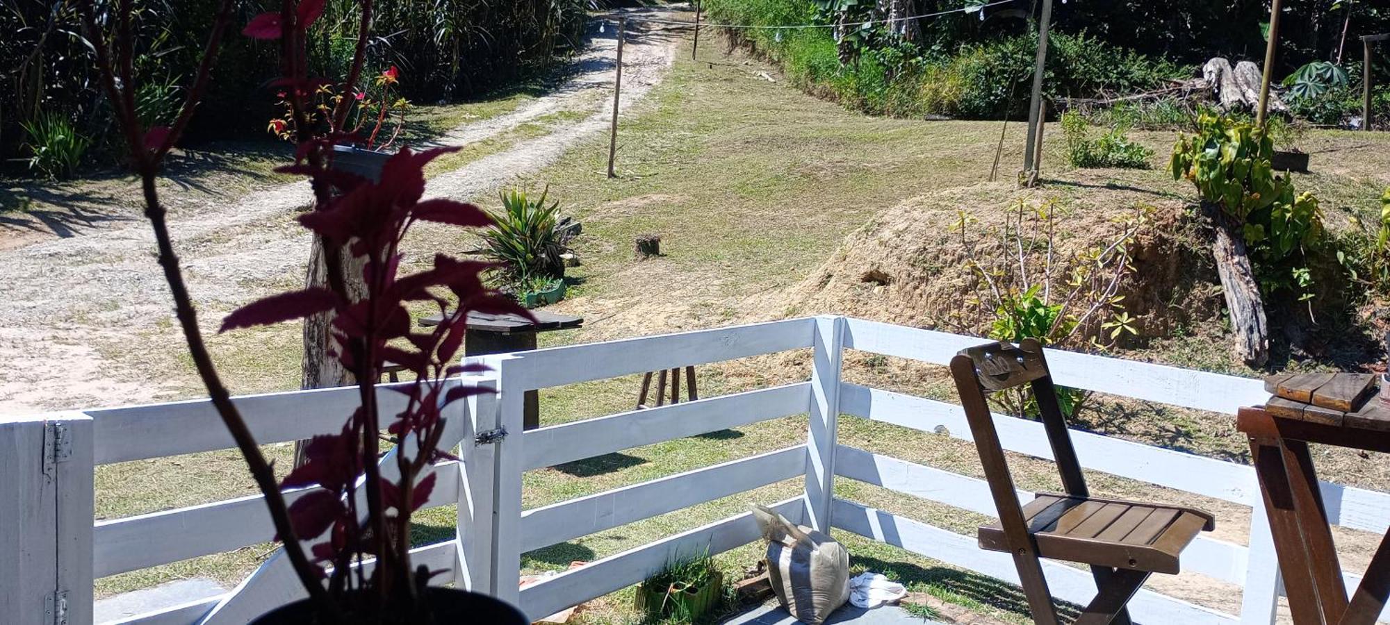 O Brejo Encantado Hospedagem E Hostel 恩布 外观 照片