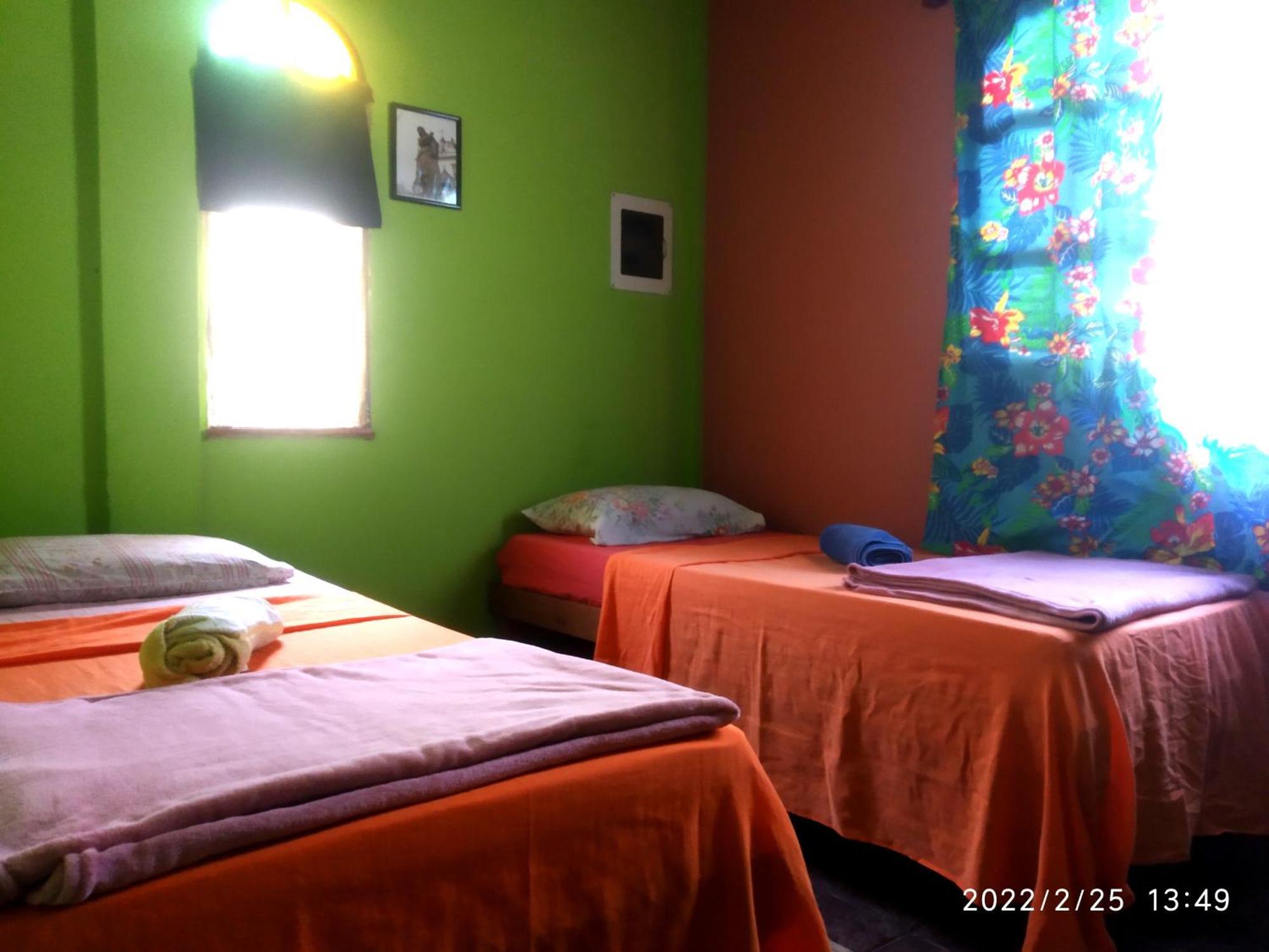 O Brejo Encantado Hospedagem E Hostel 恩布 外观 照片